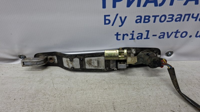 Ручка двери внешняя передняя правая Mitsubishi Lancer 9 1.6 Бензин 4G18 Ручка двери внешняя передняя правая Mitsubishi Lancer 9 1.6 Бензин 4G18