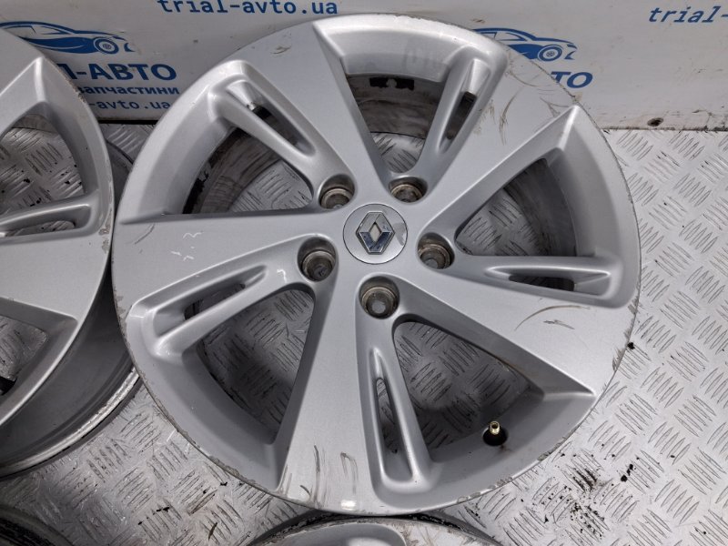 Диски титан комплект R17 Renault Megane 3 1.5 Diesel K9K Диски титан комплект R17 Renault Megane 3 1.5 Diesel K9K