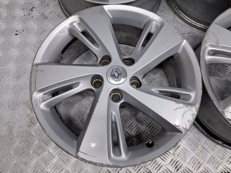 Диски титан комплект R17 Megane 2008-2016 3 1.5 Diesel K9K Диски титан комплект R17 Megane 2008-2016 3 1.5 Diesel K9K