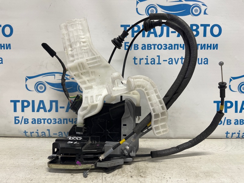 Замок двери задний левый Kia Sorento 2014-2020 UM 2.4 бензин G4KJ 81410C5000 Б/У