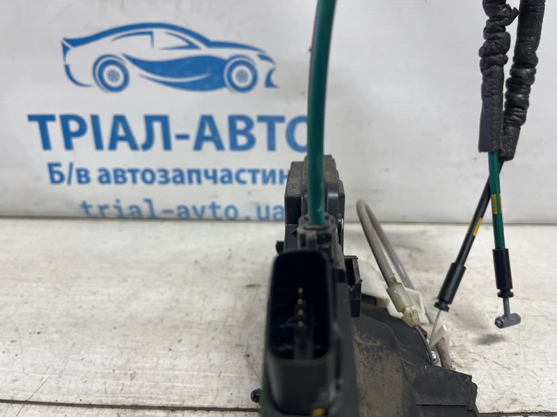 Замок двери задний левый Sorento 2009-2021 XM 2.4 бензин G4KJ
