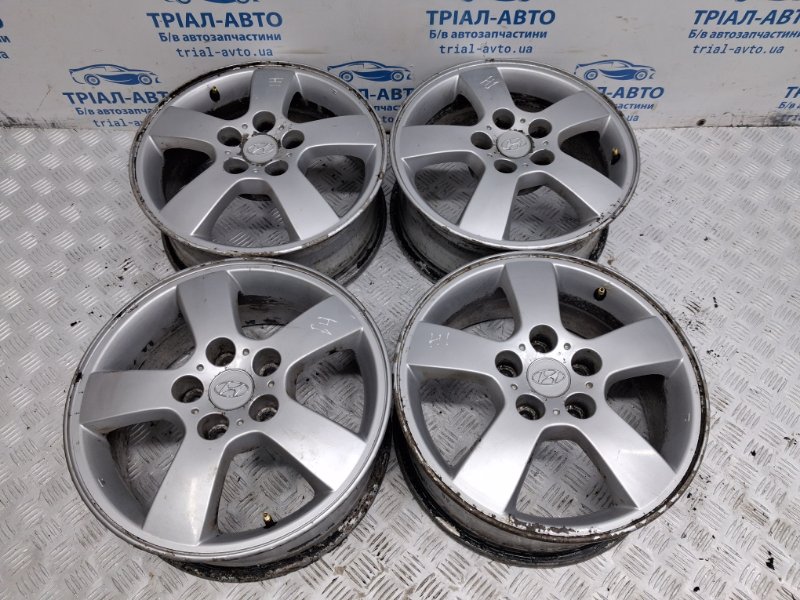 Запчасть диски титан комплект r16 Hyundai Tucson 2004-2009 JM 2.0 бензин G4GC 529102E200 Б/У Диски титан комплект R16 Hyundai Tucson 2004-2009 JM 2.0 бензин G4GC 529102E200 Б/У