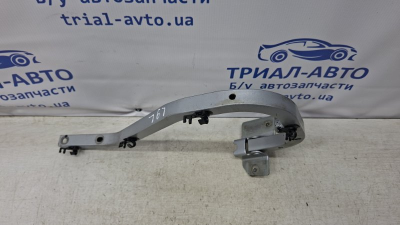Петля крышки багажника левая Mitsubishi Lancer 9 1.6 Бензин 4G18 Петля крышки багажника левая Mitsubishi Lancer 9 1.6 Бензин 4G18
