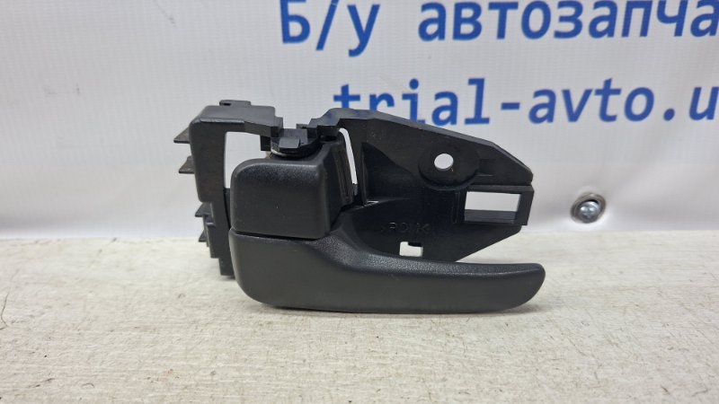 Ручка двери внутренняя левая Mitsubishi Lancer 2003-2009 9 1.6 Бензин 4G18 5716A171HA Б/У