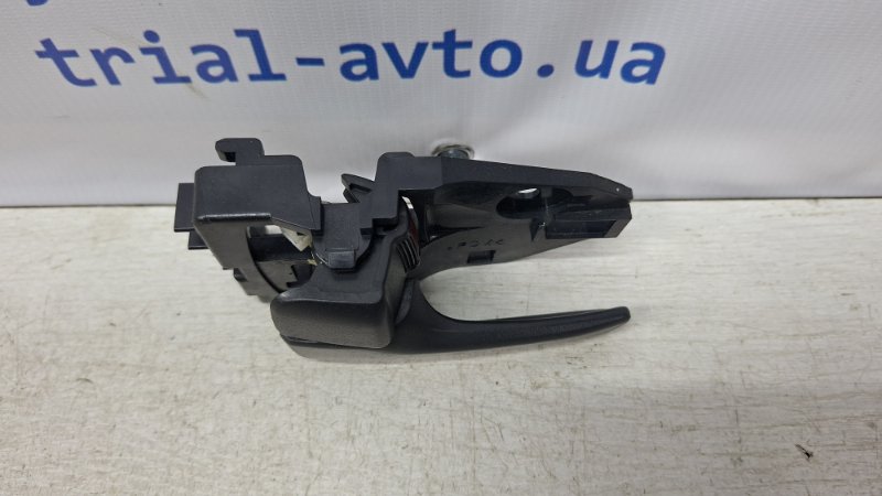 Ручка двери внутренняя левая Mitsubishi Lancer 9 1.6 Бензин 4G18 Ручка двери внутренняя левая Mitsubishi Lancer 9 1.6 Бензин 4G18
