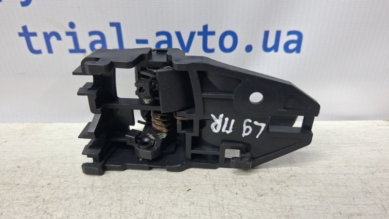 Ручка двери внутренняя правая Lancer 2003-2009 9 1.6 Бензин 4G18