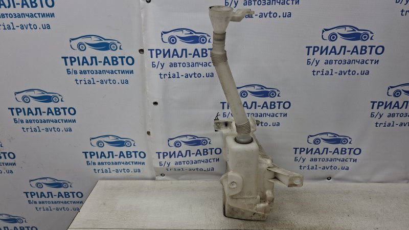 Бачок омывателя Outlander 2007-2012 XL 2.2 diesel 4HK Бачок омывателя Outlander 2007-2012 XL 2.2 diesel 4HK