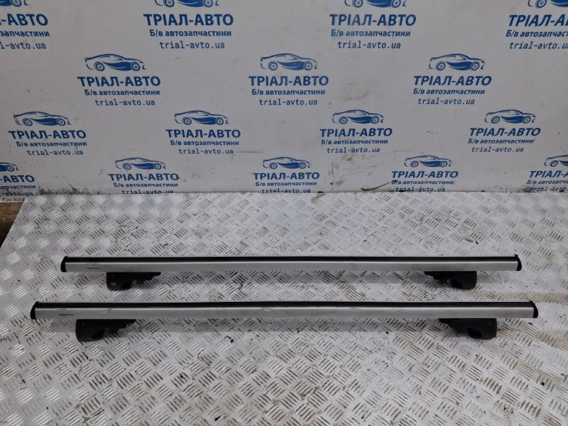 Запчасть рейлинги Renault Megane 2008-2016 3 1.5 Diesel K9K 7711424760 Б/У Рейлинги Renault Megane 2008-2016 3 1.5 Diesel K9K 7711424760 Б/У