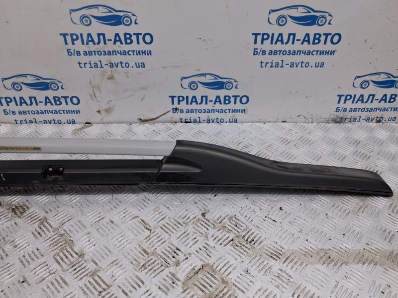 Рейлинг на крышу правый Tucson 2004-2009 JM 2.0 бензин G4GC Рейлинг на крышу правый Tucson 2004-2009 JM 2.0 бензин G4GC