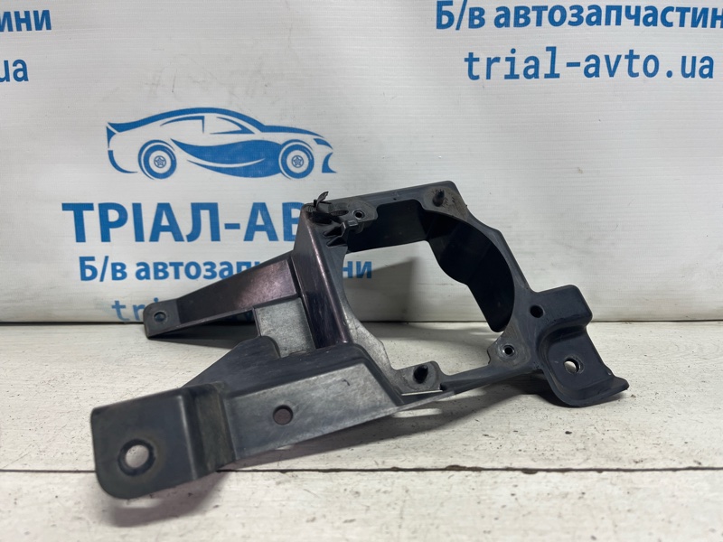Запчасть кронштейн бампера передний правый Ford Fusion USA 2013-2020 2 1.5 бензин ENUN0 DS7315266AA Б/У Кронштейн бампера передний правый Ford Fusion USA 2013-2020 2 1.5 бензин ENUN0 DS7315266AA Б/У