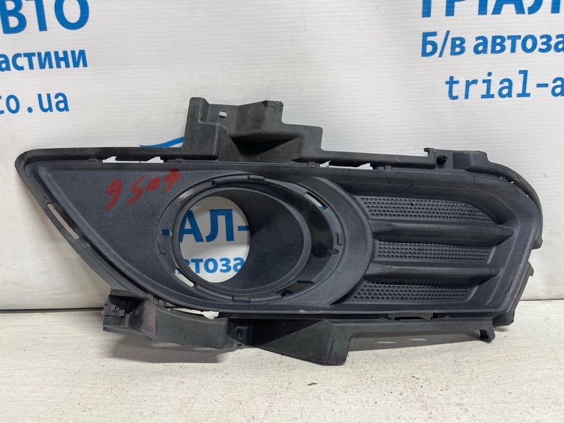 Запчасть решетка противотуманки левая Ford Fusion USA 2013-2020 2 1.5 бензин ENUN0 DS7Z17B814BB Б/У Решетка противотуманки левая Ford Fusion USA 2013-2020 2 1.5 бензин ENUN0 DS7Z17B814BB Б/У