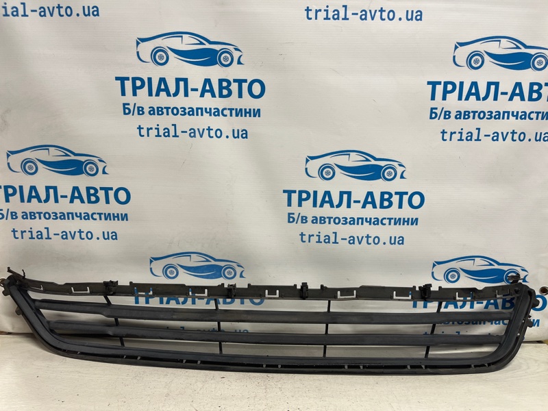 Решетка бампера центральная Ford Fusion USA 2013-2020 2 1.5 бензин ENUN0 DS7Z17K945AB Б/У
