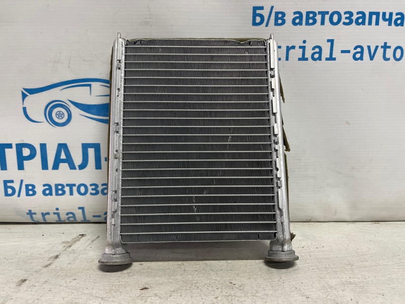Запчасть радиатор печки Ford Explorer 2011-2019 5 3.5 бензин ENKX0 CG1Z-18476-B Б/У Радиатор печки Ford Explorer 2011-2019 5 3.5 бензин ENKX0 CG1Z-18476-B Б/У