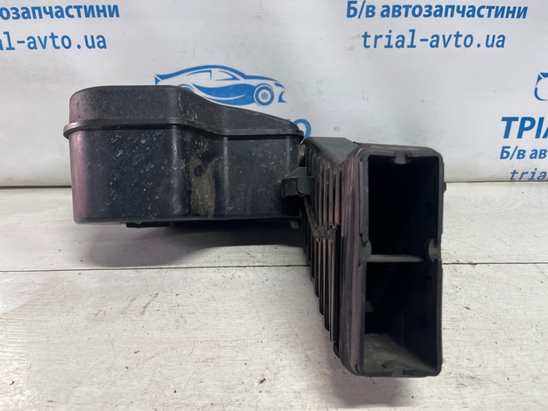 Резонатор воздухозаборника Sorento 2009-2021 XM 2.4 бензин G4KJ