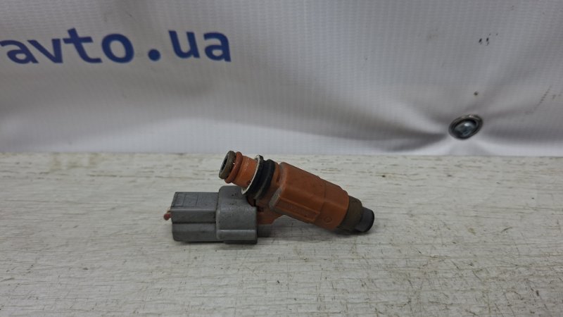 Форсунка топливная Mitsubishi Lancer 2003-2009 9 1.6 Бензин 4G18 MD319791 Б/У