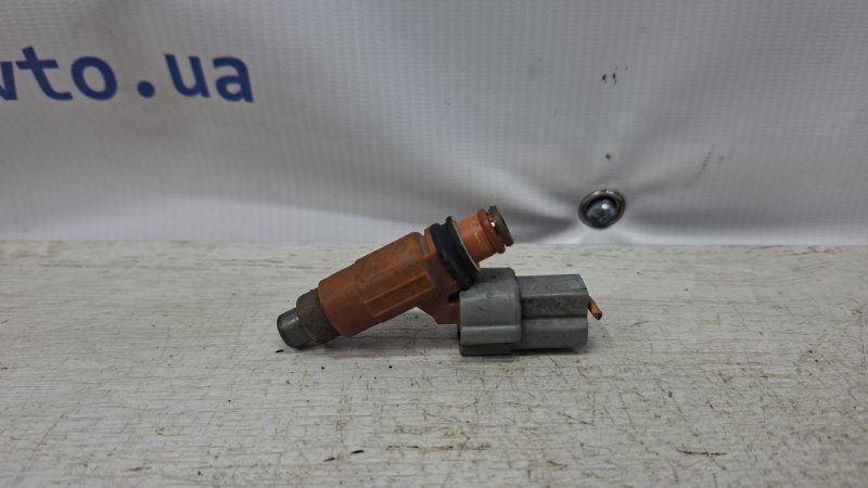 Форсунка топливная Lancer 2003-2009 9 1.6 Бензин 4G18