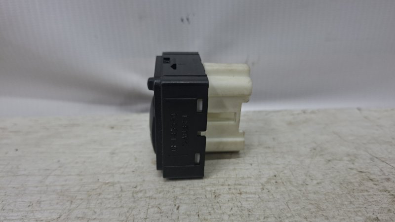 Корректор зеркал Lancer 2003-2009 9 1.6 Бензин 4G18 Корректор зеркал Lancer 2003-2009 9 1.6 Бензин 4G18