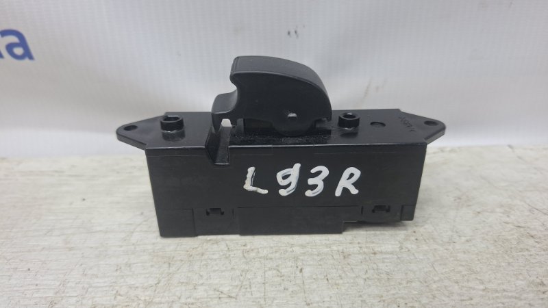 Запчасть кнопка стеклоподъемника задняя правая Mitsubishi Lancer 2003-2009 9 1.6 Бензин 4G18 MR587879 Б/У Кнопка стеклоподъемника задняя правая Mitsubishi Lancer 2003-2009 9 1.6 Бензин 4G18 MR587879 Б/У