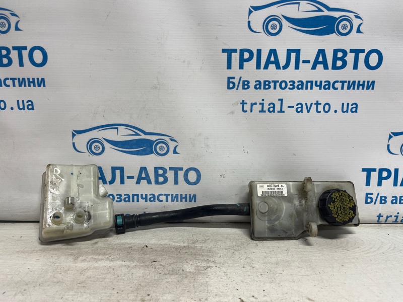 Бачок главного тормозного цилиндра Ford Explorer 2011-2019 5 3.5 бензин ENKX0 cv612k478ba Б/У