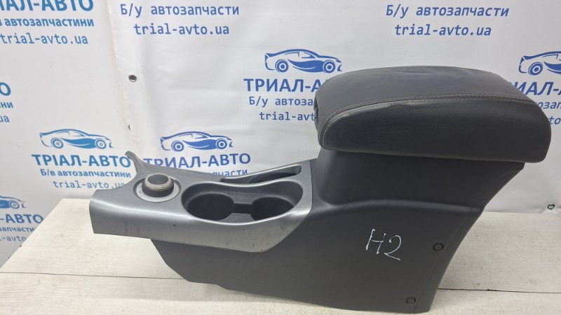 Подлокотник Outlander 2007-2012 XL 2.2 diesel 4HK Подлокотник Outlander 2007-2012 XL 2.2 diesel 4HK