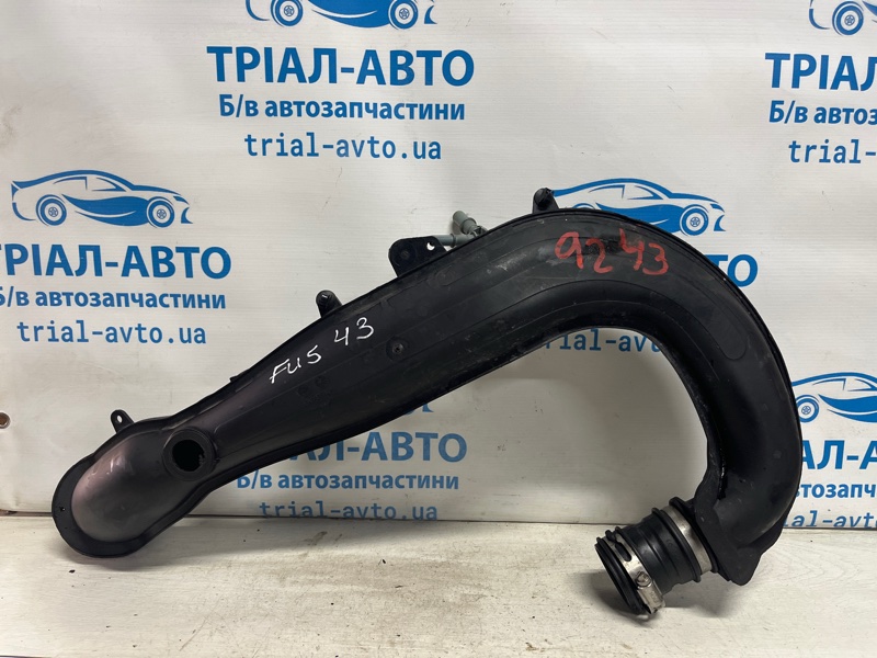 Запчасть патрубок воздушного фильтра Ford Fusion USA 2013-2020 2 1.5 бензин ENUN0 HS7Z-9C623-A Б/У Патрубок воздушного фильтра Ford Fusion USA 2013-2020 2 1.5 бензин ENUN0 HS7Z-9C623-A Б/У