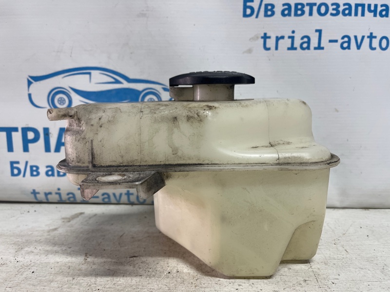 Бачок радиатора (расширительный) Hyundai Sonata YF 2.4 бензин G4KJ Бачок радиатора (расширительный) Hyundai Sonata YF 2.4 бензин G4KJ
