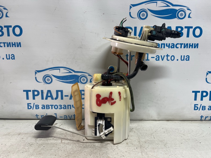 Модуль топливного насоса Kia Optima 2010-2016 TF 2.4 бензин G4KJ 311103Q700 Б/У