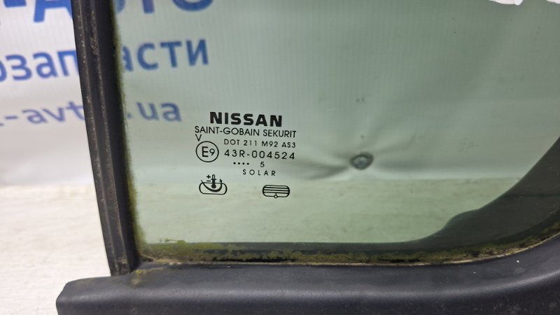 Стекло двери задней левой (форточка) Pathfinder 2004-2014 R51 2.5 Diesel YD25DDTI Стекло двери задней левой (форточка) Pathfinder 2004-2014 R51 2.5 Diesel YD25DDTI