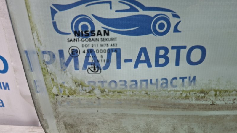 Стекло двери переднее правое Pathfinder 2004-2014 R51 2.5 Diesel YD25DDTI Стекло двери переднее правое Pathfinder 2004-2014 R51 2.5 Diesel YD25DDTI
