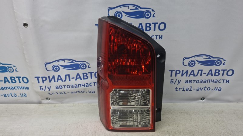 Запчасть фонарь задний внешний левый Nissan Pathfinder 2004-2014 R51 2.5 Diesel YD25DDTI 26555EB300 Б/У Фонарь задний внешний левый Nissan Pathfinder 2004-2014 R51 2.5 Diesel YD25DDTI 26555EB300 Б/У