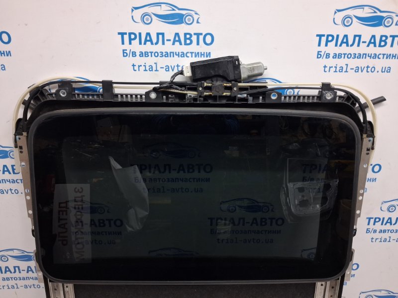 Люк в сборе Mitsubishi L200 KB 2.5 дизель 4D56U