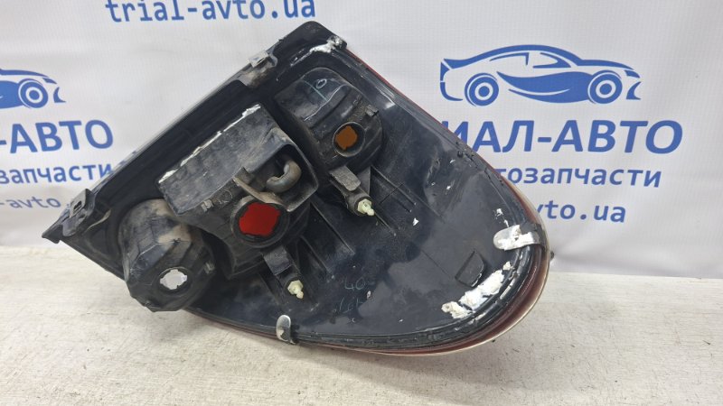 Фонарь задний внешний левый L200 2006-2015 KB 2.5 дизель 4D56U Фонарь задний внешний левый L200 2006-2015 KB 2.5 дизель 4D56U