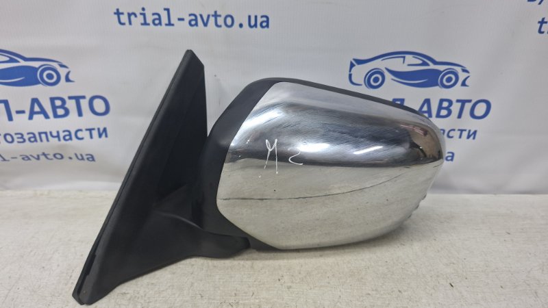 Зеркало левое Mitsubishi L200 2006-2015 KB 2.5 дизель 4D56U MN136779 Б/У