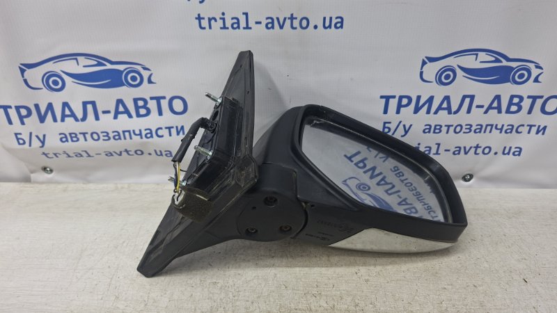 Зеркало правое L200 2006-2015 KB 2.5 дизель 4D56U
