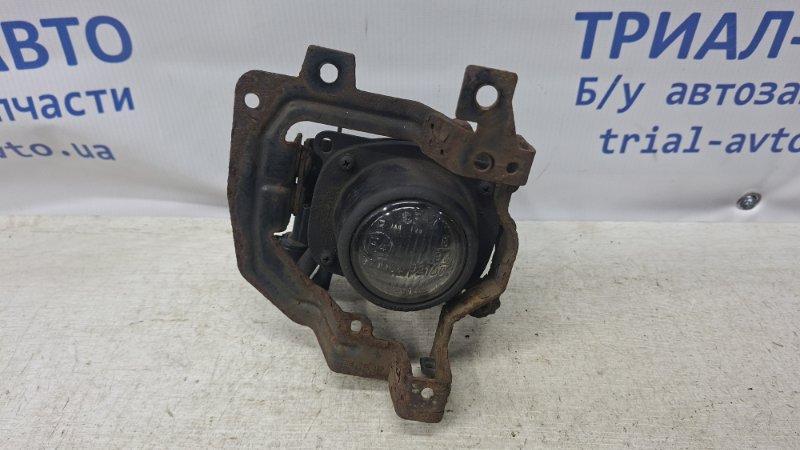 Запчасть фара противотуманная правая Mitsubishi Lancer 2003-2009 9 1.6 Бензин 4G18 MN154902 Б/У Фара противотуманная правая Mitsubishi Lancer 2003-2009 9 1.6 Бензин 4G18 MN154902 Б/У
