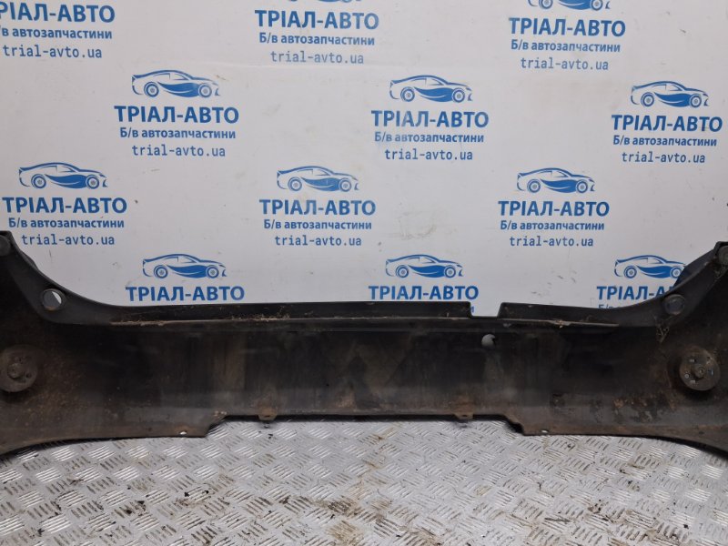 Бампер задний Pathfinder 2004-2014 R51 2.5 Diesel YD25DDTI Бампер задний Pathfinder 2004-2014 R51 2.5 Diesel YD25DDTI