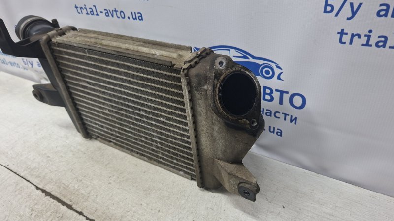Радиатор интеркуллера L200 2006-2015 KB 2.5 дизель 4D56U Радиатор интеркуллера L200 2006-2015 KB 2.5 дизель 4D56U