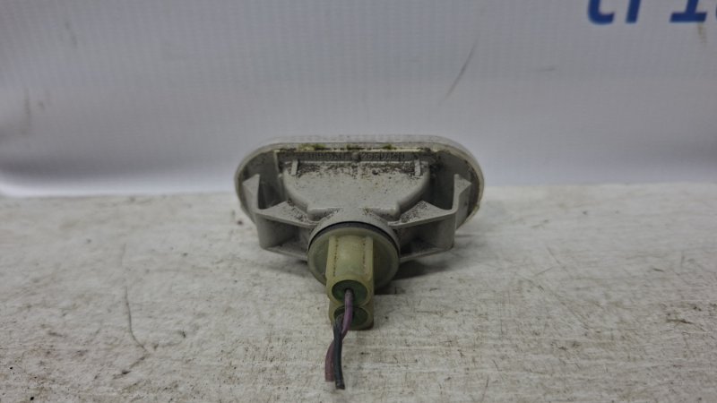Повторитель поворотника левый Nissan Pathfinder R51 2.5 Diesel YD25DDTI Повторитель поворотника левый Nissan Pathfinder R51 2.5 Diesel YD25DDTI