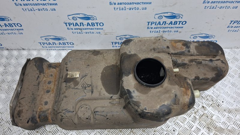 Бак топливный пластик Pathfinder 2004-2014 R51 2.5 Diesel YD25DDTI Бак топливный пластик Pathfinder 2004-2014 R51 2.5 Diesel YD25DDTI