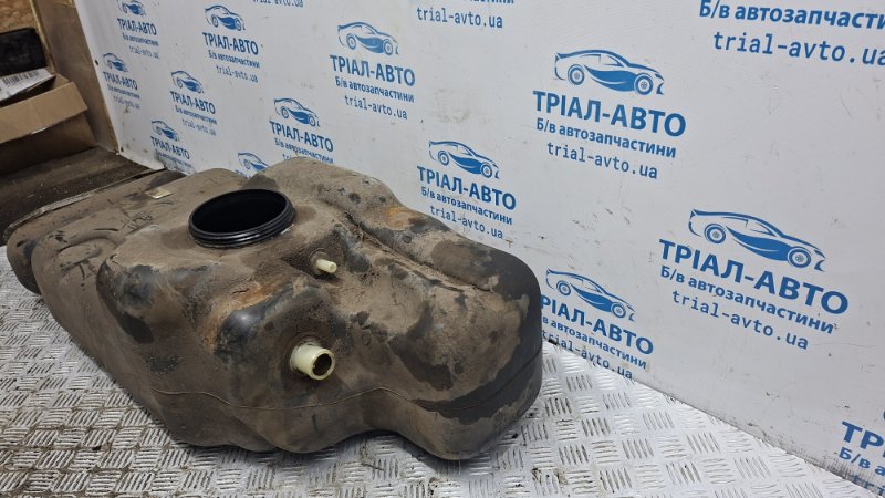 Бак топливный пластик Nissan Pathfinder R51 2.5 Diesel YD25DDTI Бак топливный пластик Nissan Pathfinder R51 2.5 Diesel YD25DDTI