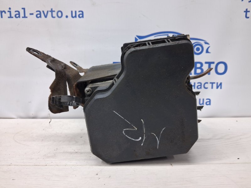 Блок abs L200 2006-2015 KB 2.5 дизель 4D56U