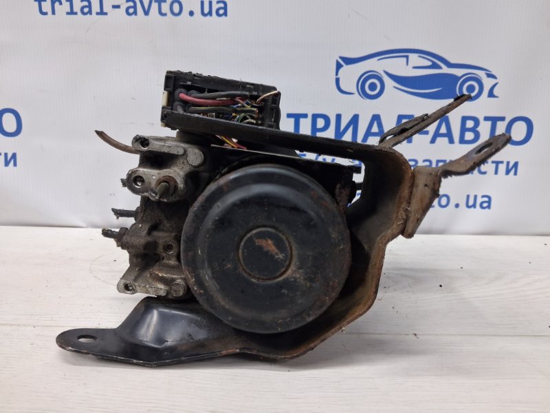 Блок abs Mitsubishi L200 KB 2.5 дизель 4D56U