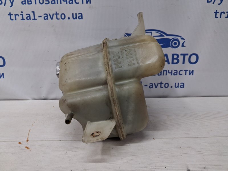 Бачок радиатора (расширительный) Nissan Pathfinder R51 2.5 Diesel YD25DDTI Бачок радиатора (расширительный) Nissan Pathfinder R51 2.5 Diesel YD25DDTI