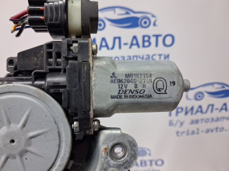 Стеклоподъемник передний правый L200 2006-2015 KB 2.5 дизель 4D56U Стеклоподъемник передний правый L200 2006-2015 KB 2.5 дизель 4D56U