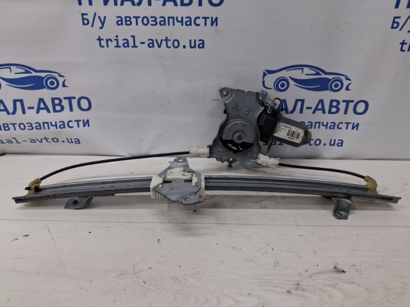Стеклоподъемник задний левый Pathfinder 2004-2014 R51 2.5 Diesel YD25DDTI