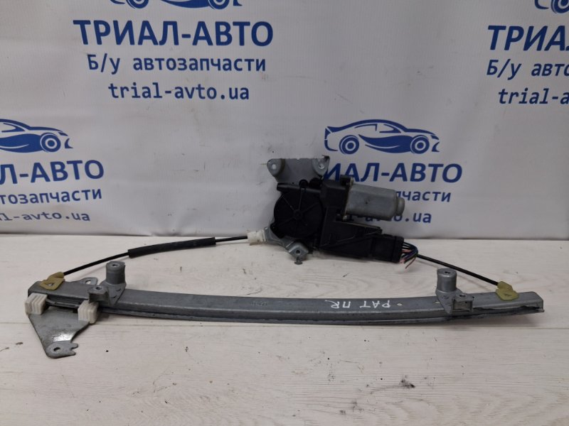 Стеклоподъемник передний правый Nissan Pathfinder 2004-2014 R51 2.5 Diesel YD25DDTI 80700EB305 Б/У