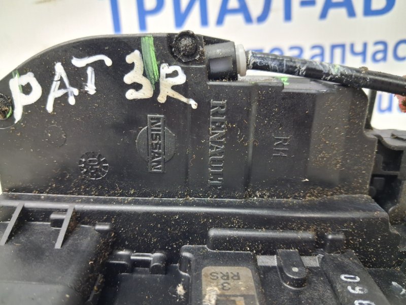 Замок двери задний правый Pathfinder 2004-2014 R51 2.5 Diesel YD25DDTI Замок двери задний правый Pathfinder 2004-2014 R51 2.5 Diesel YD25DDTI