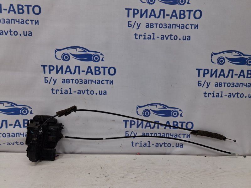 Замок двери передний правый Nissan Pathfinder 2004-2014 R51 2.5 Diesel YD25DDTI 80500EB320 Б/У