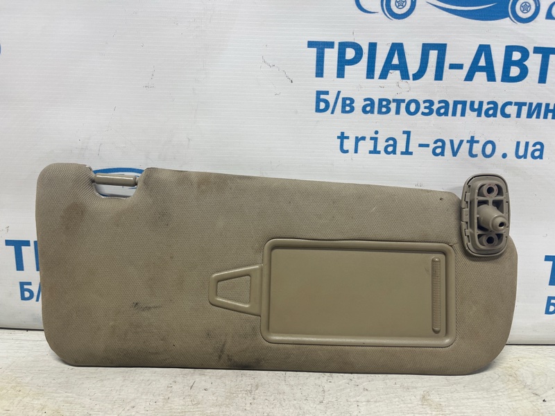 Запчасть козырек солнцезащитный правый Kia Sorento 2009-2021 XM 2.4 бензин G4KJ 852201U150UP Б/У Козырек солнцезащитный правый Kia Sorento 2009-2021 XM 2.4 бензин G4KJ 852201U150UP Б/У