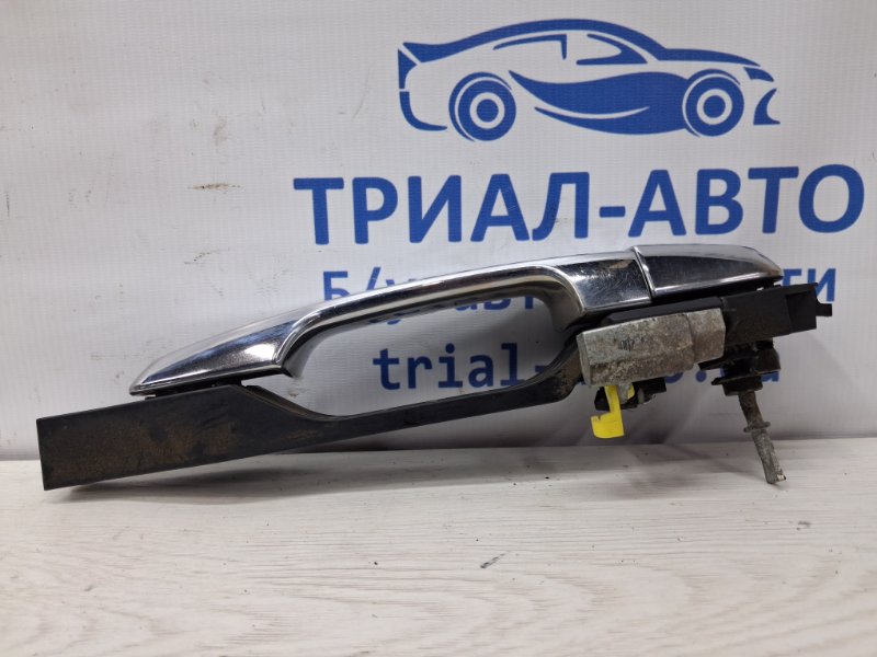 Ручка двери внешняя передняя правая L200 2006-2015 KB 2.5 дизель 4D56U
